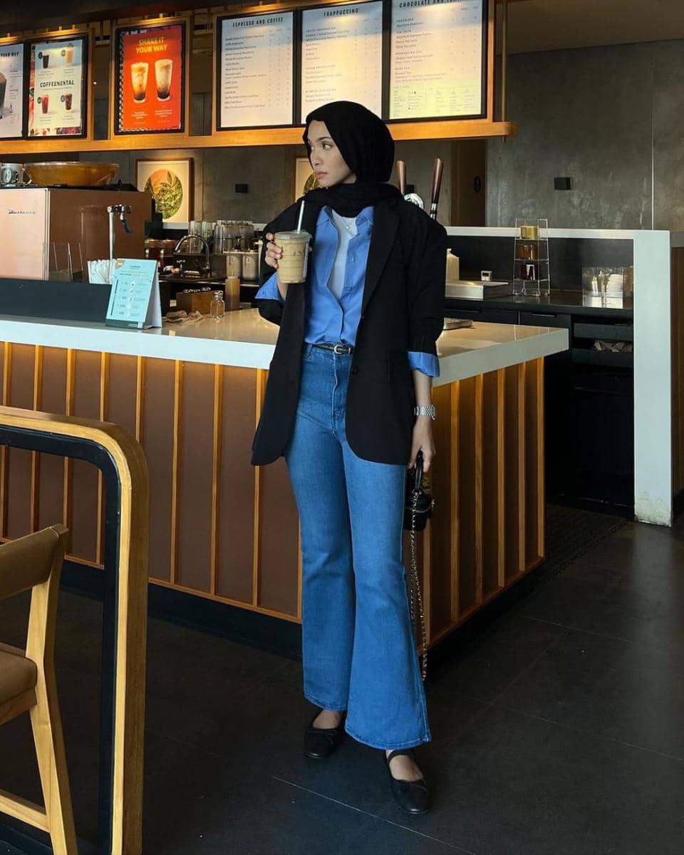 outfit denim ala Fita Wulansari (instagram.com/fitawww)