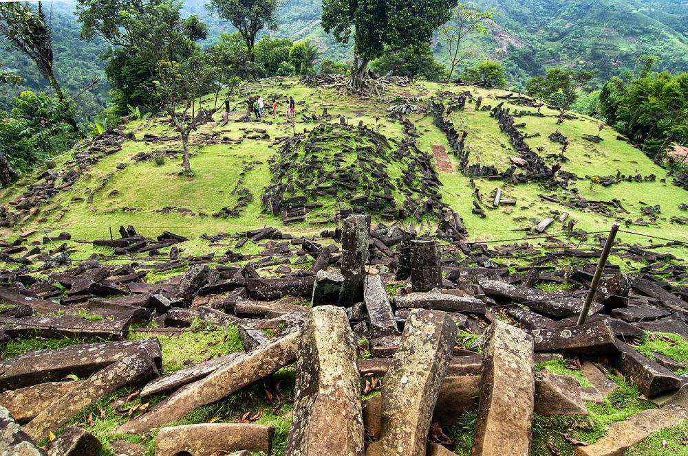 Arkeolog Pertanyakan Klaim Gunung Padang sebagai Bangunan Tertua