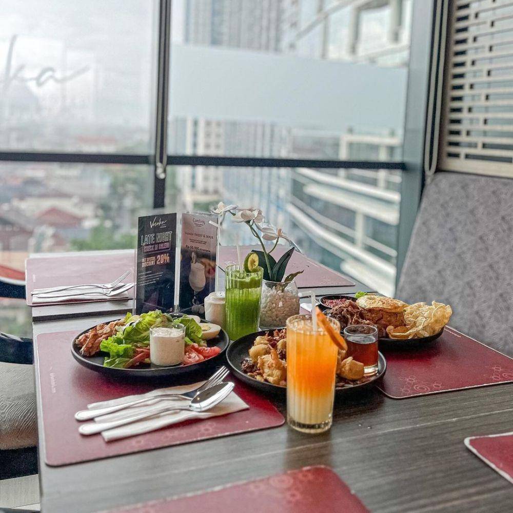 Ilustrasi makan di Vasaka Hotel (instagram.com/cantingvasakajakarta)