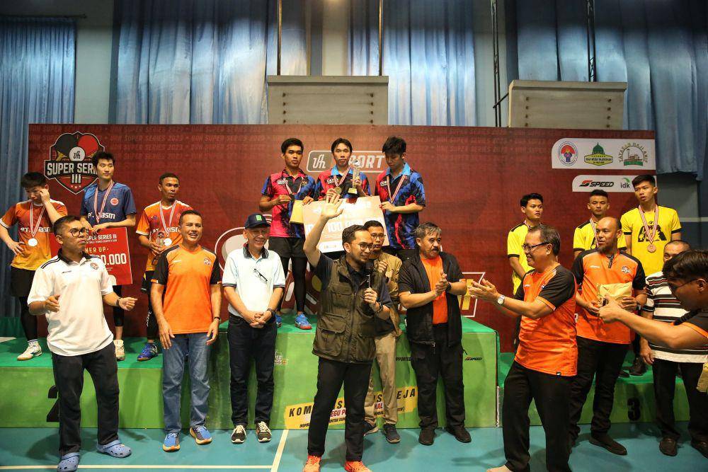 TSP Medan menjuarai UAH Super Series III 2023 di GOR Cemara Asri, Deli Serdang, Minggu (17/12/2023) (Dok.UAH Super Series)