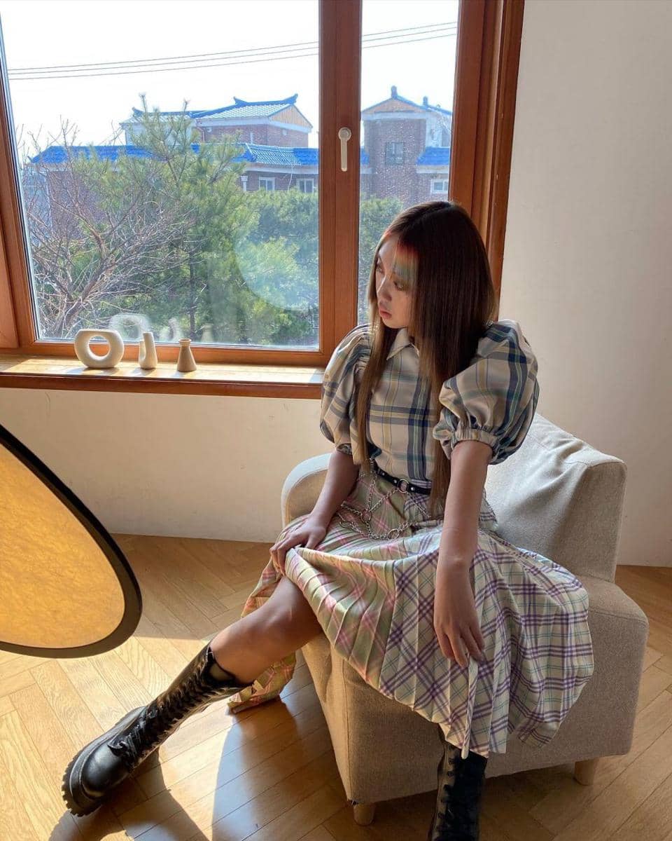 Lee Youngji (instagram.com/youngji_02)