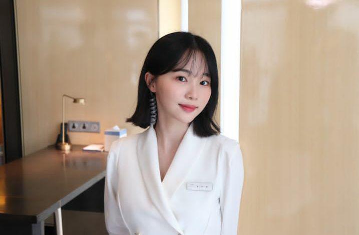 Oh Yu Jin di balik layar The Story of Park's Marriage Contract (instagram.com/twin99yj)