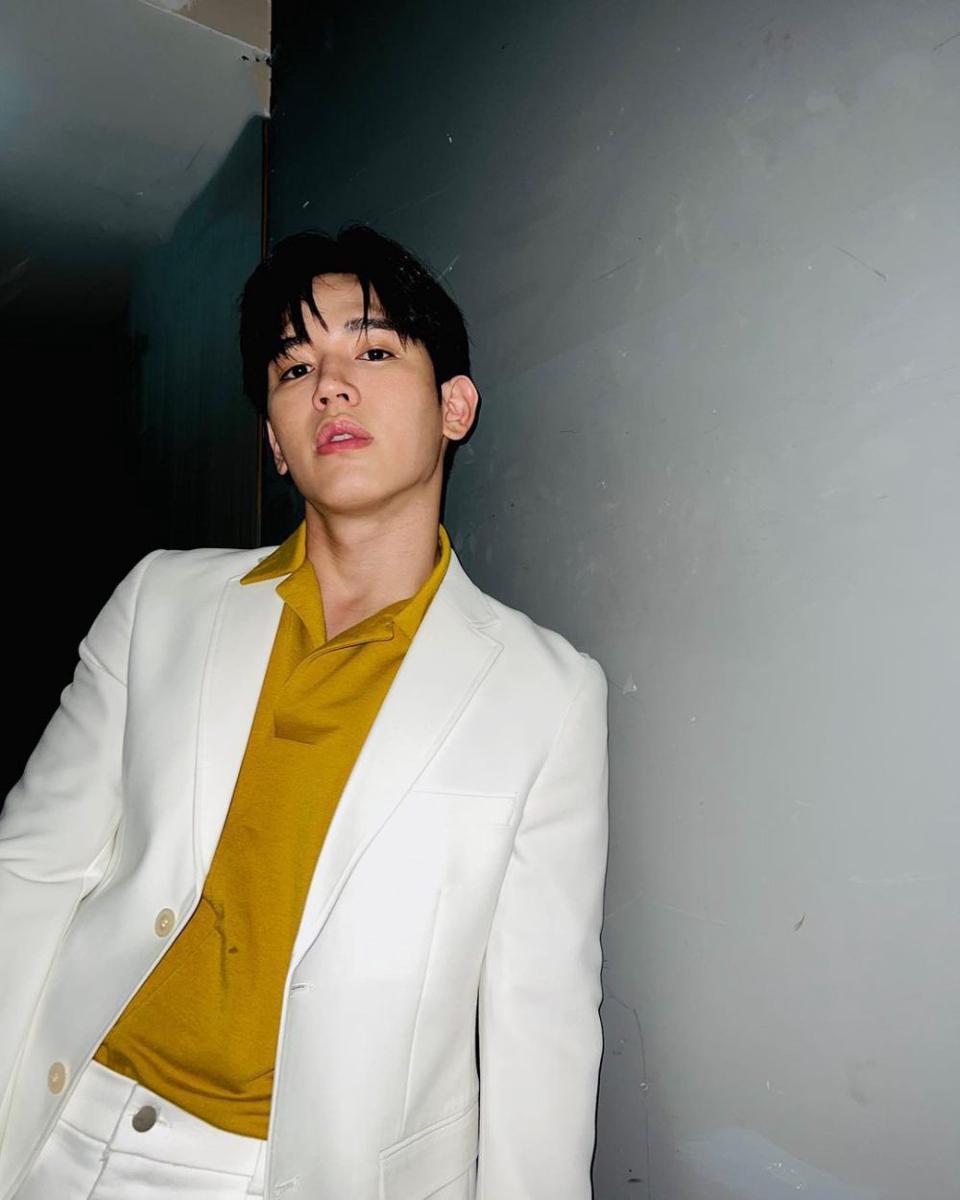 New Thitipoom (Instagram.com/ newwiee)