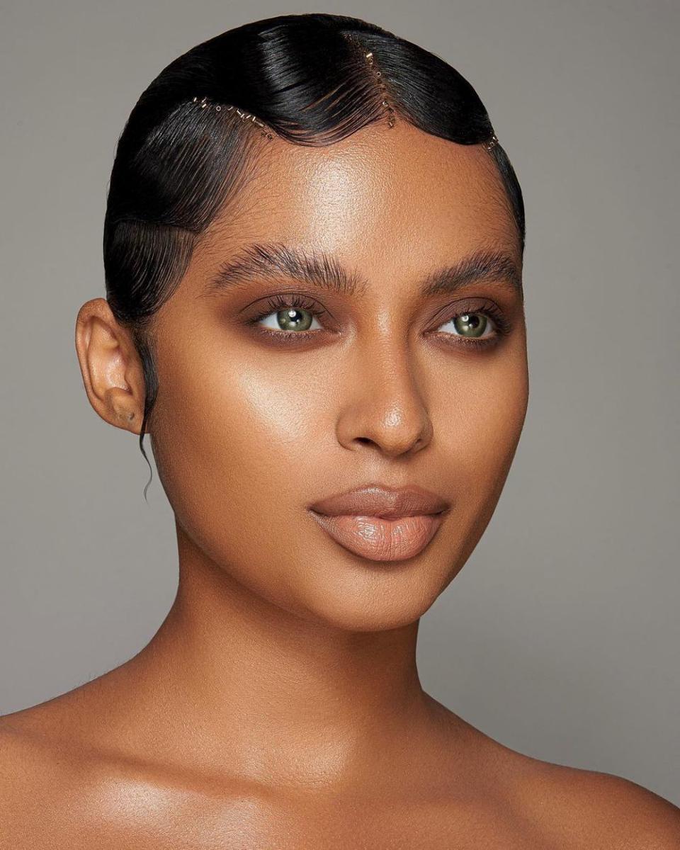 potret latte makeup (instagram.com/danessa_myricks)