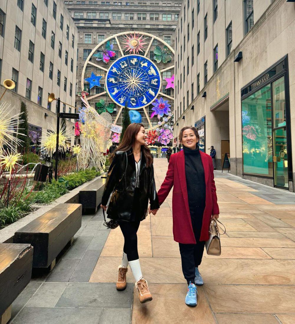 potret Natasha Wilona dan sang mama (instagram.com/natashawilona12)