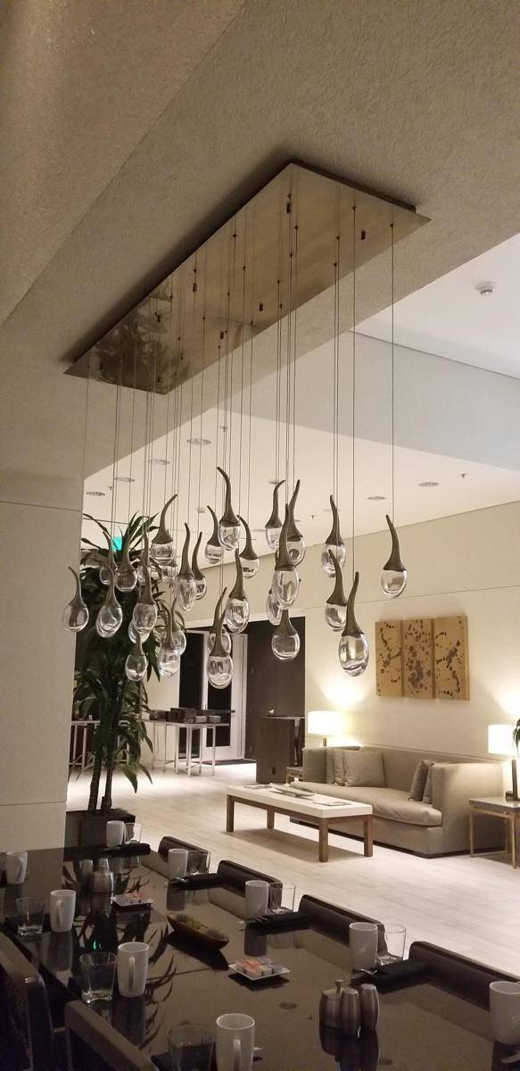 potret hal nyeleneh di lobi hotel (reddit.com/user/autumnab1)