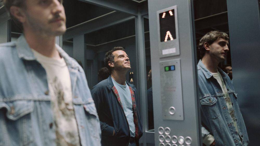 cuplikan film All of Us Strangers (dok. Blueprint Pictures/All of Us Strangers)