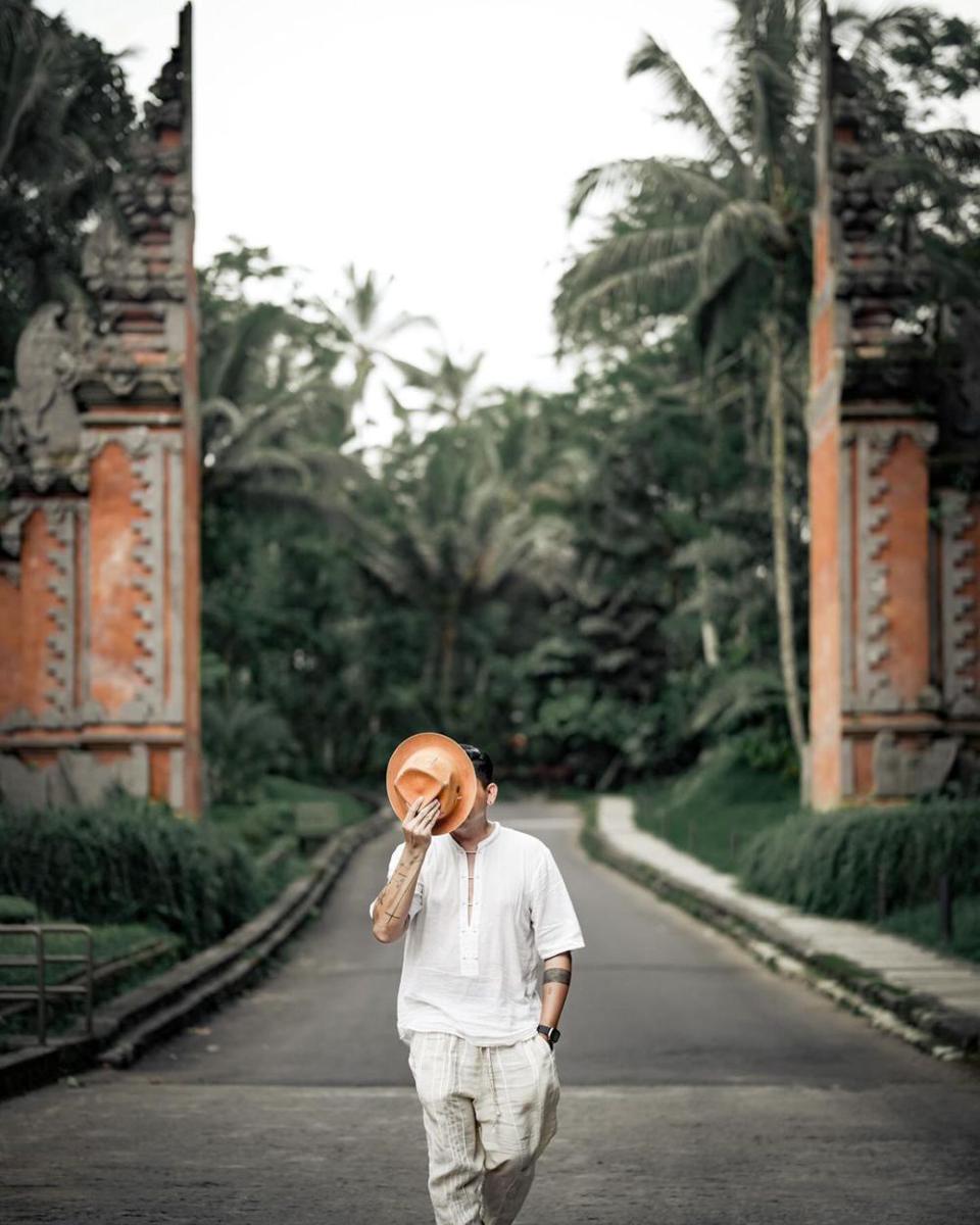 potret Ryan Delon dan Sharena Delon (instagram.com/tail_wagging)