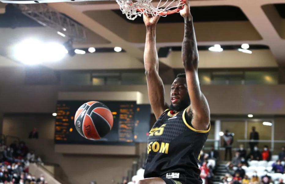 Donta Hall (euroleaguebasketball.net)