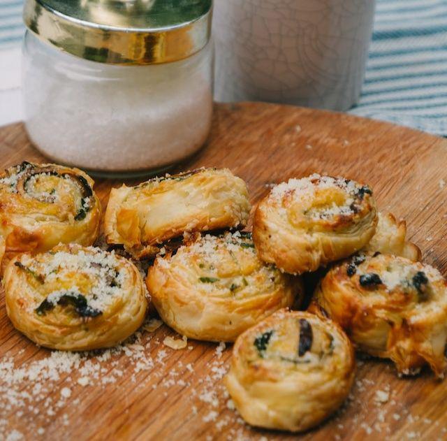 puff pastry (pexels.com/LeCoquin Foods)