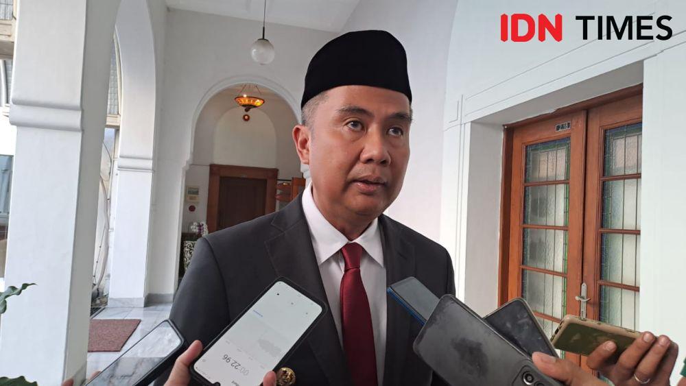 Terus Didemo Buruh, Bey: Saya Tidak Akan Revisi Keputusan UMK 2024