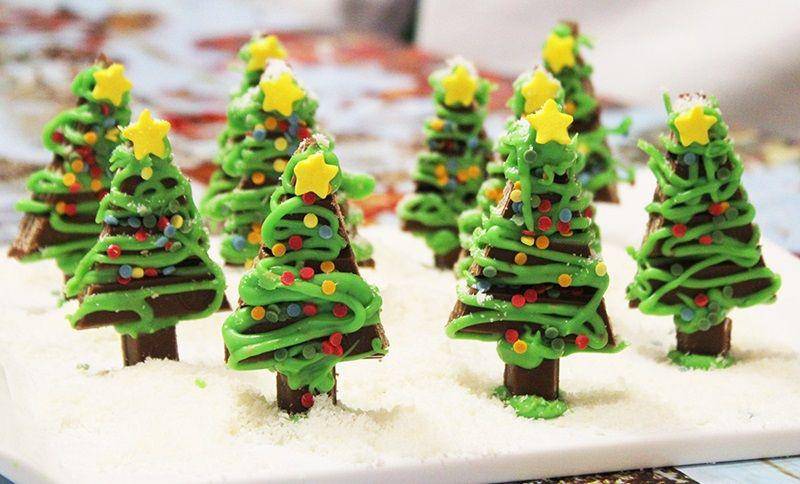 KitKat Christmas Tree (marmiteetponpon.com)