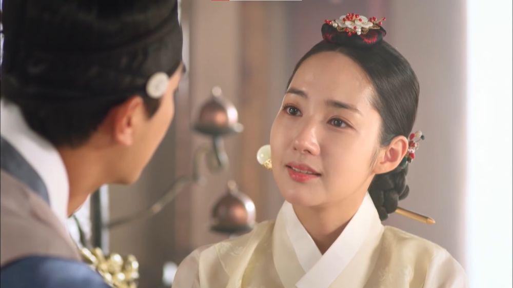 Park Min Young di drakor Queen for Seven Days (youtube.com/KBS WORLD TV)
