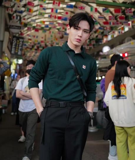 New Thitipoom (Instagram.com/ newwiee)