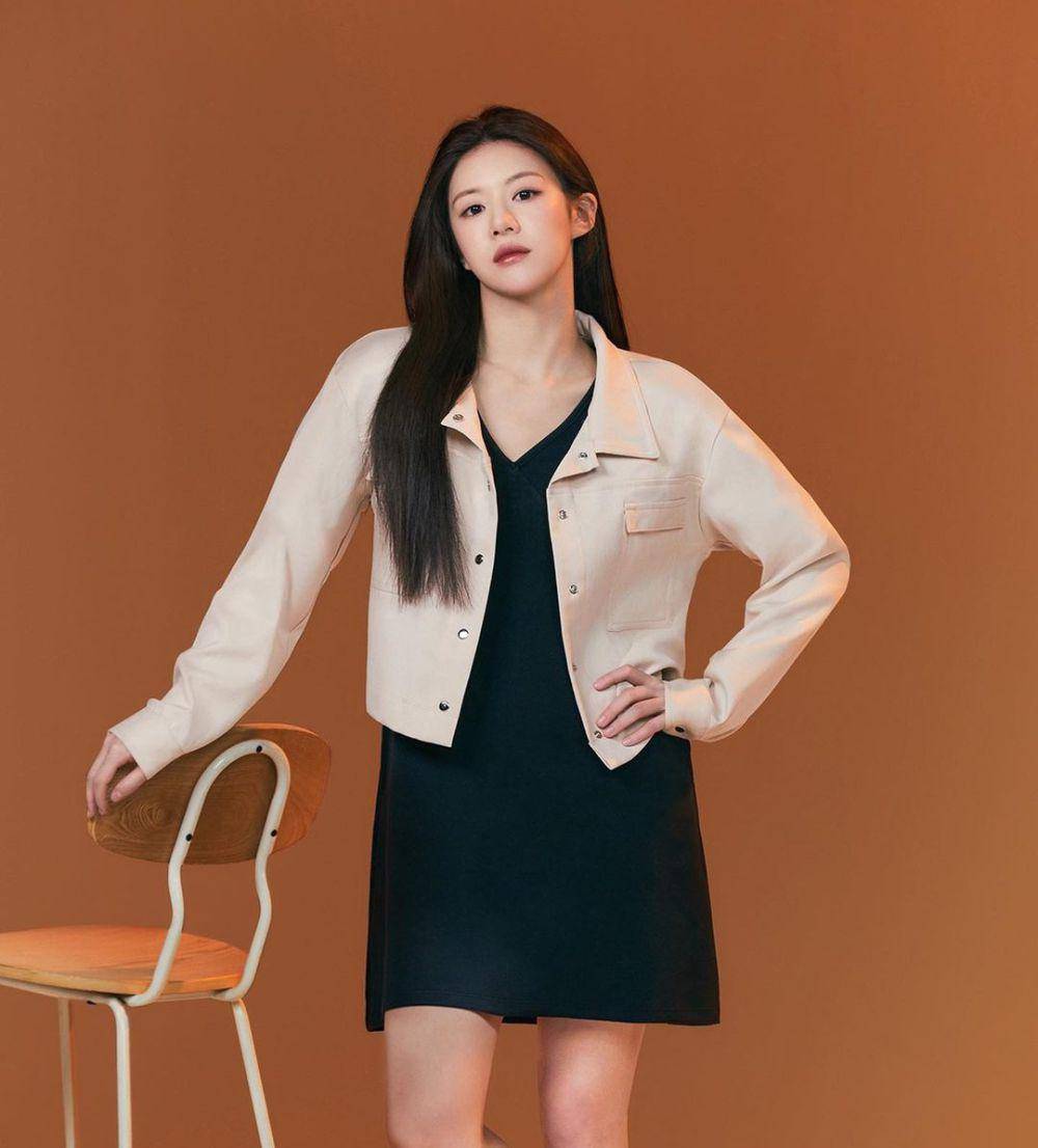Go Youn Jung (instagram.com/goyounjung)