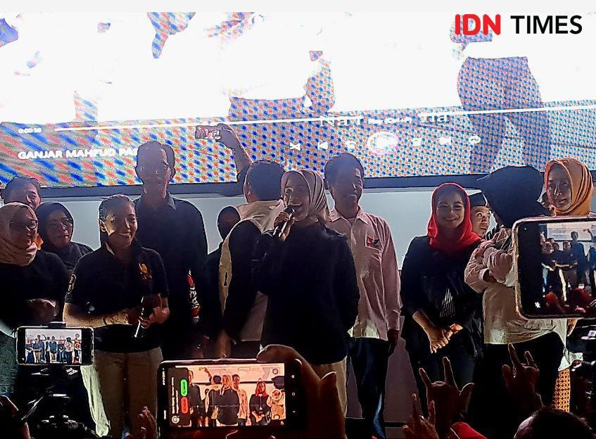 Siti Atiqoh Ganjar Joget 3 Jari Nang Tunjungan