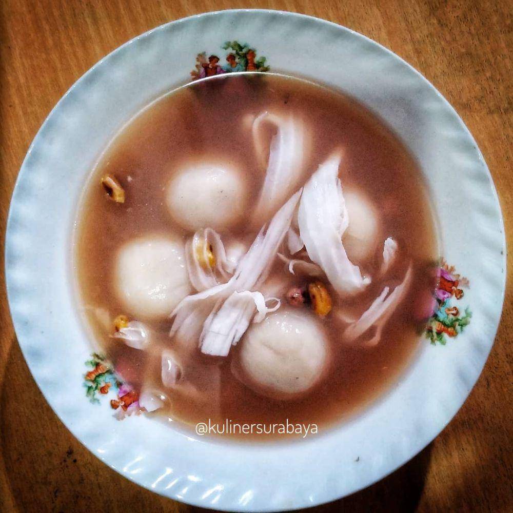 Ronde kuah jahe merah Ibu Suti di Surabaya. Instagram/kulinersurabaya