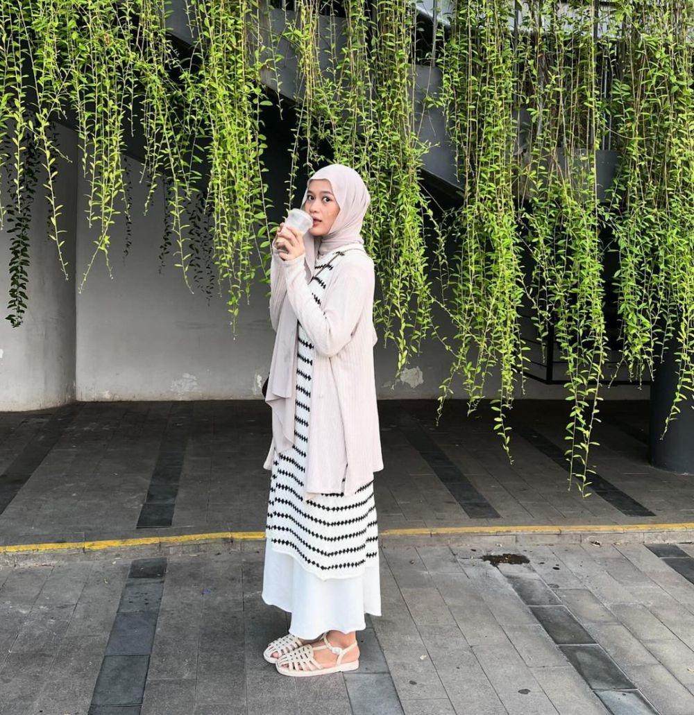 Shella Mutaharoh (instagram.com/shella.mh)