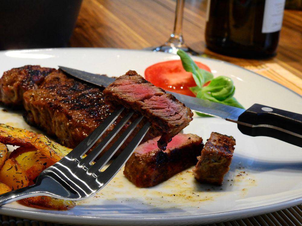 ilustrasi steak (pixabay.com/Bru-nO)
