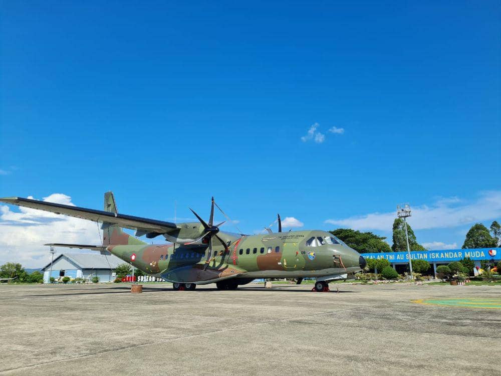Salah satu pesawat yang digunakan dalam Operasi Mata Elang 23 dan Operasi Pengamatan Rohingya di perairan Aceh. (Dokumentasi Lanud Sultan Iskandar Muda untuk IDN Times)