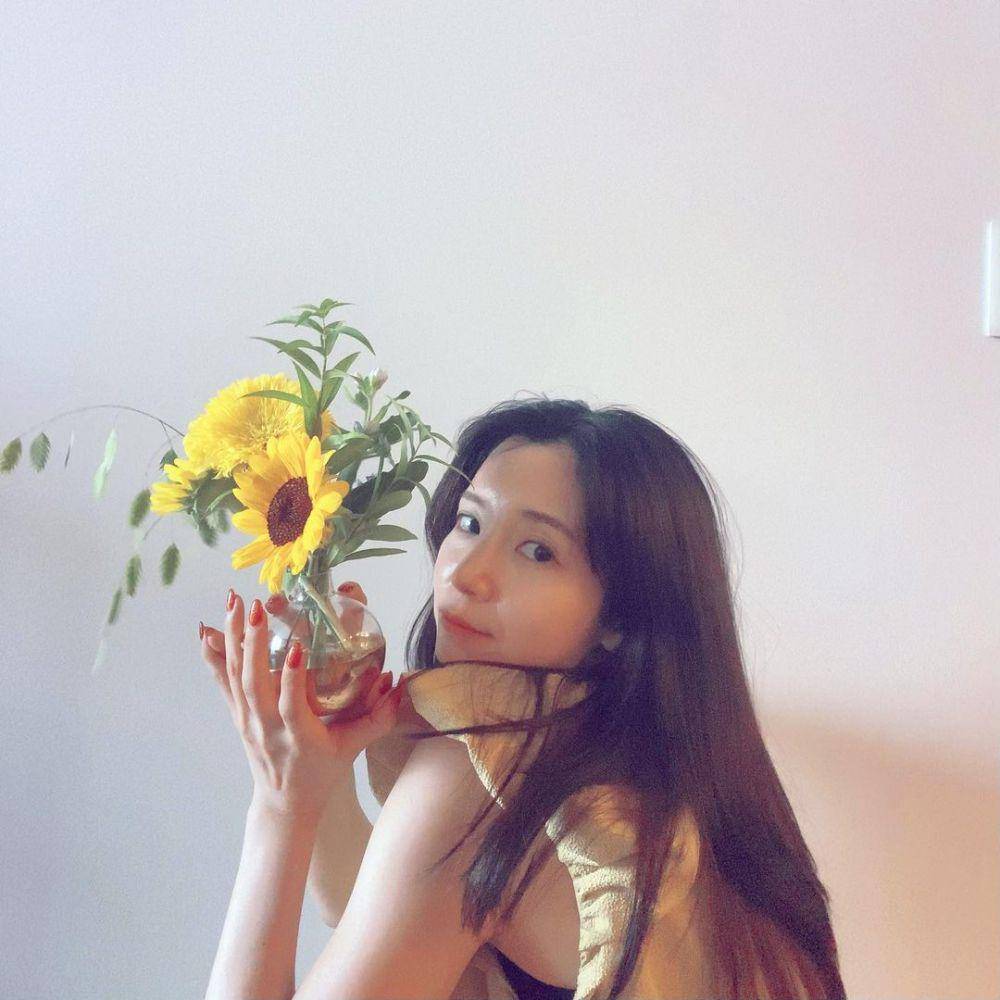 Mari Iriki (instagram.com/iriki.mari_official)