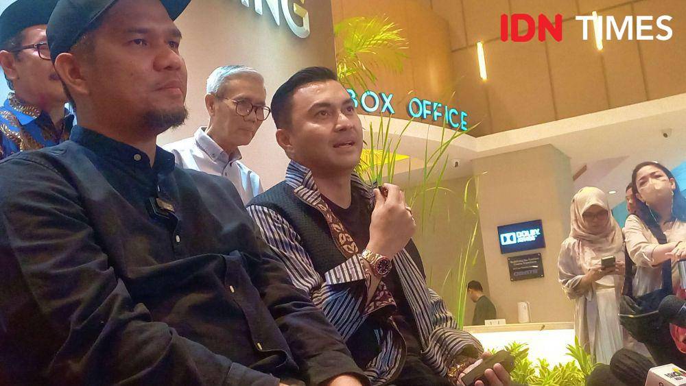 Anjasmara di konferensi pers MUI untuk film Hamka & Siti Raham Vol. 2 di Kuningan, Jakarta Selatan pada Selasa (19/12/2023) (IDN Times/Ines Suseno)