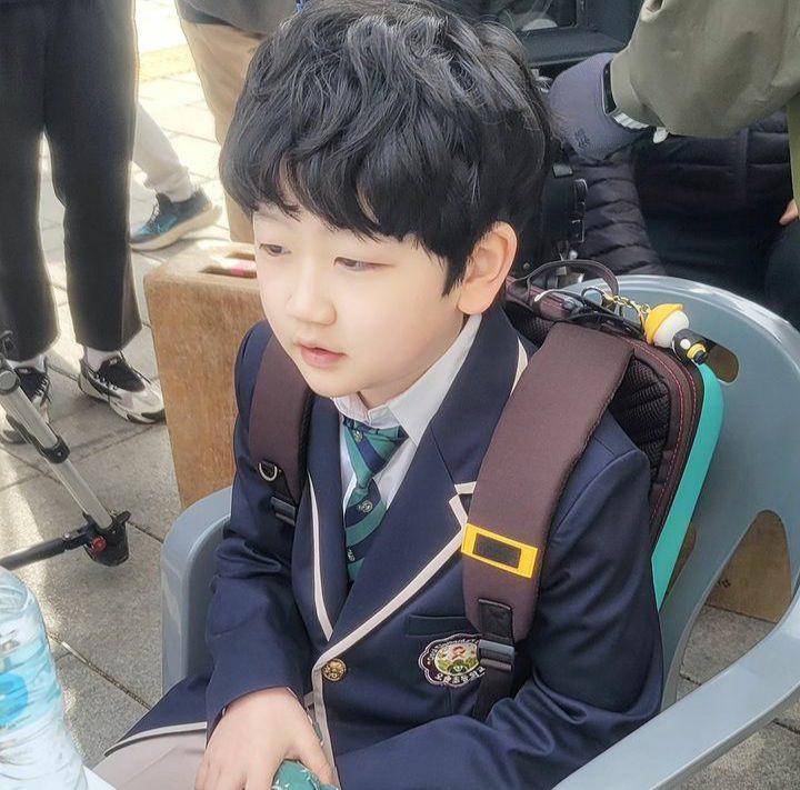 Jung Si Yul di balik layar The Story of Park's Marriage Contract (instagram.com/yul_pley)