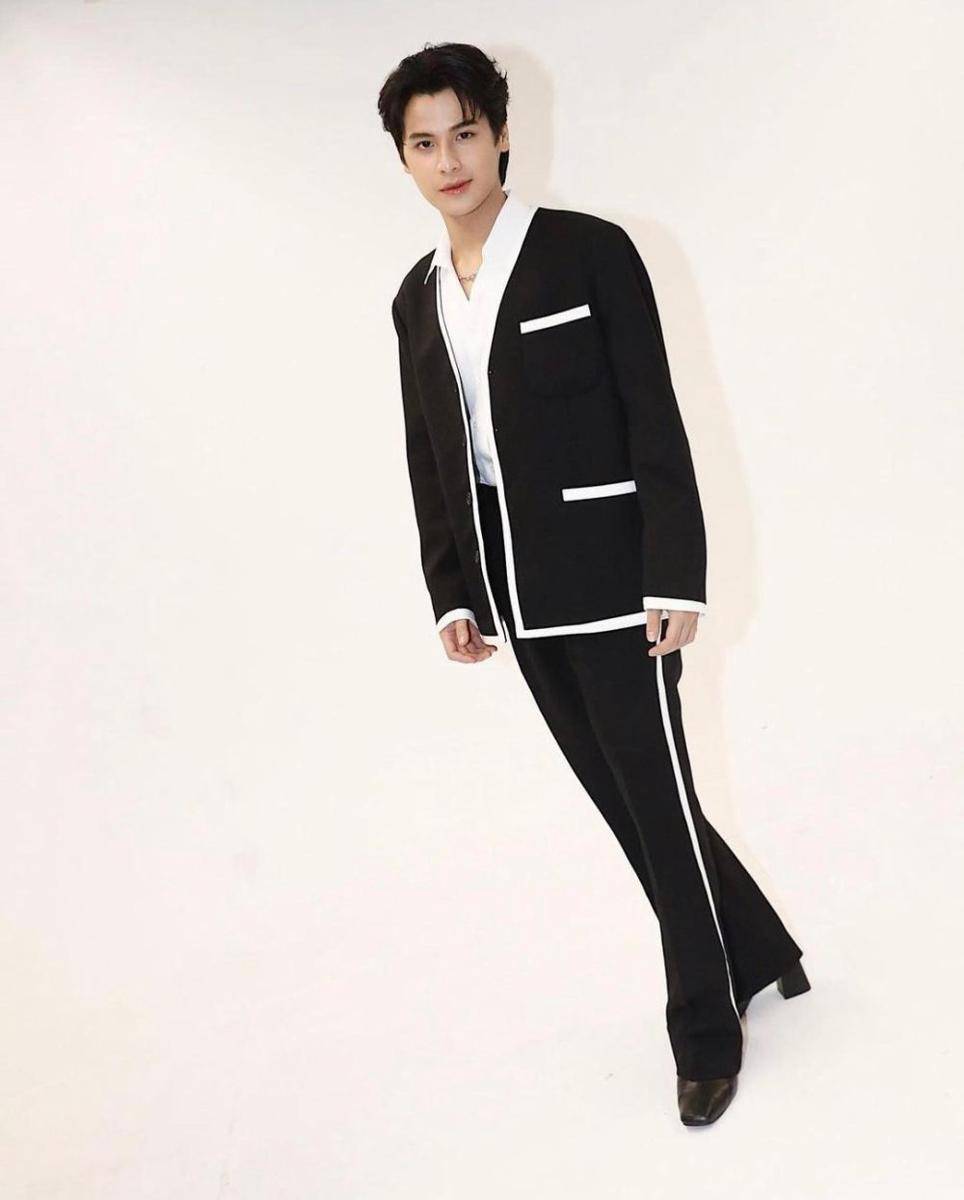 Ohm Thipakorn (Instagram.com/ ohmtpk_official)