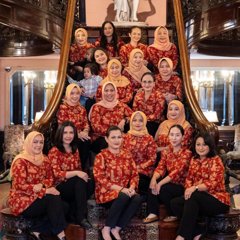 momen Enzy Storia ikut acara dharma wanita di Washington (instagram.com/enzystoria)