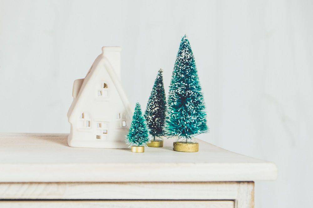 Pohon Natal (Unsplash.com/Beatriz Pérez Moya)