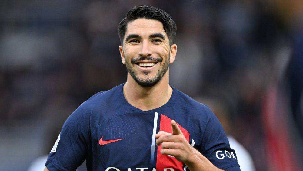 Carlos Soler (twitter.com/Carlos10Soler)