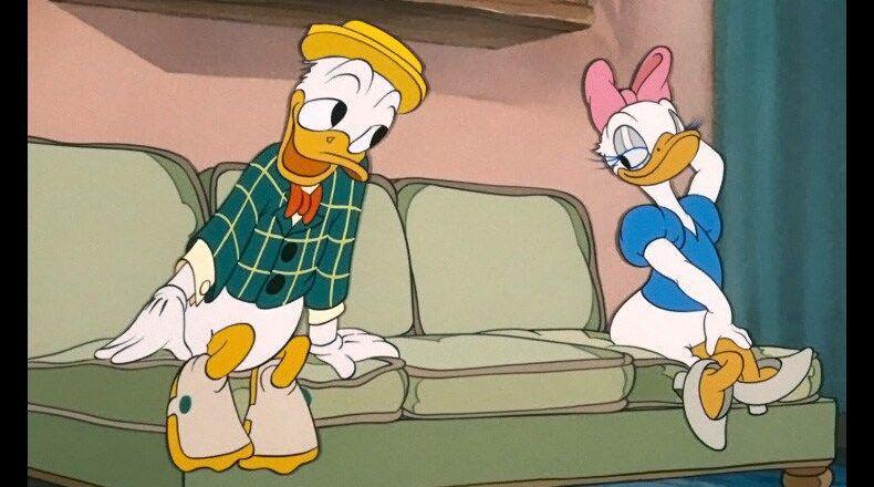 Siapa Pacar Donald Duck? Begini Kisah Cinta Mereka