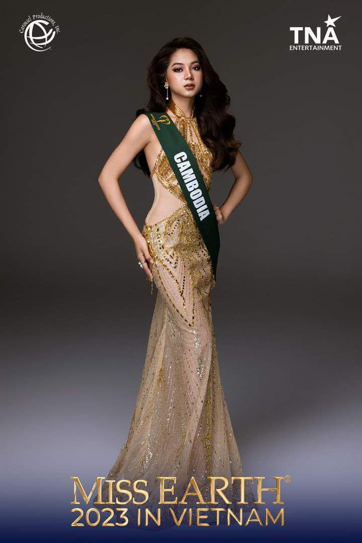 Pemotretan Evening Gown Finalis Asia di Miss Earth 2023 (Facebook.com/Miss Earth)