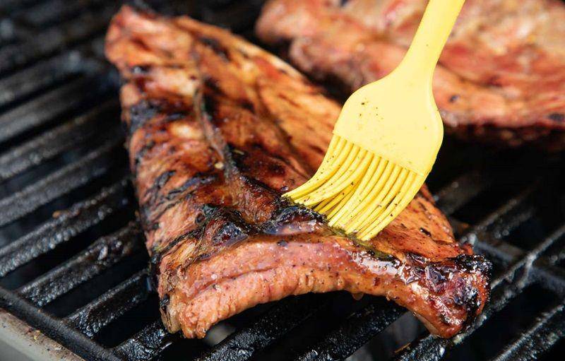 ilustrasi bumbu grill daging (simplyrecipes.com)