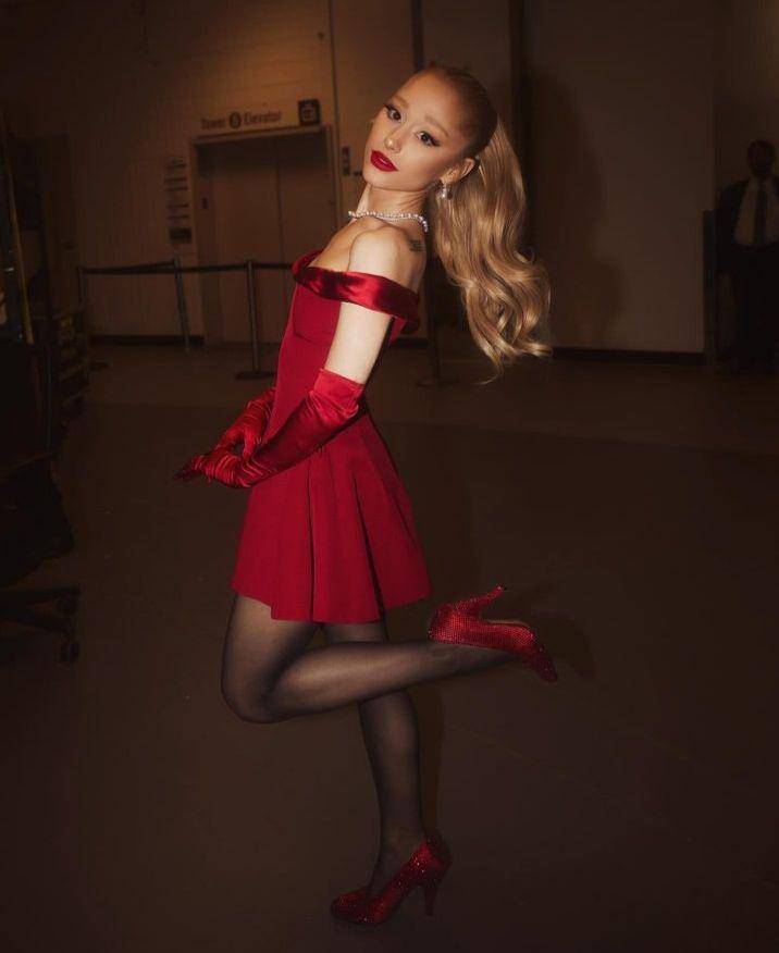 potret Ariana Grande (instagram.com/arianagrande)