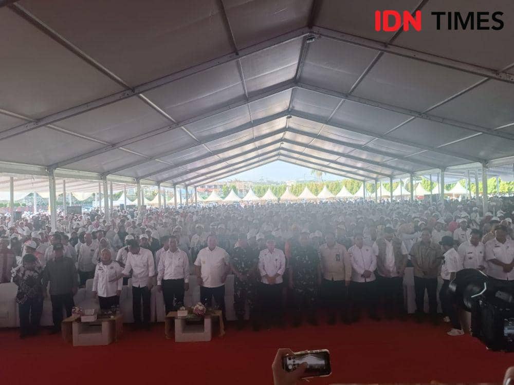 Kegiatan Mentan Andi Arman memberikan pembinaan dan penyuluhan pertanian di Lapangan Korpri Pemprov Lampung, Rabu (20/12/2023). (IDN Times/Tama Yudha Wiguna).