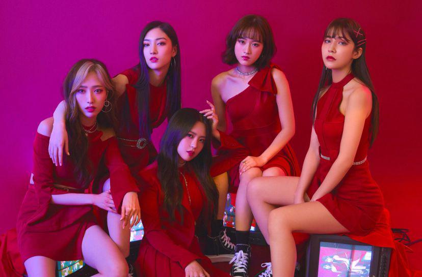 potret girl grup REDSQUARE (kpopfandom.com)