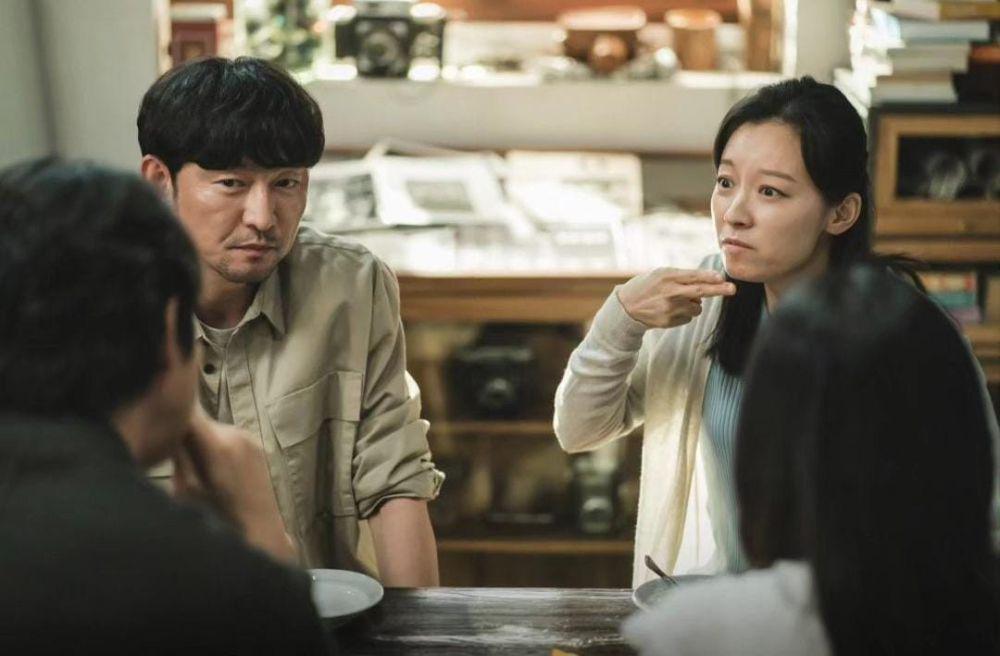 Heo Joon Seok dan Jung Sae Byul di drama Tell Me That You Love Me (instagram.com/channel.ena.d)