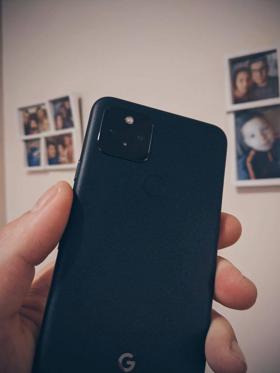 Ilustrasi Google Pixel (unsplash.com/@nicknice)