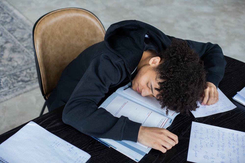 5 Cara Asyik Mengatasi Demotivasi Kuliah, Tetap Fokus?