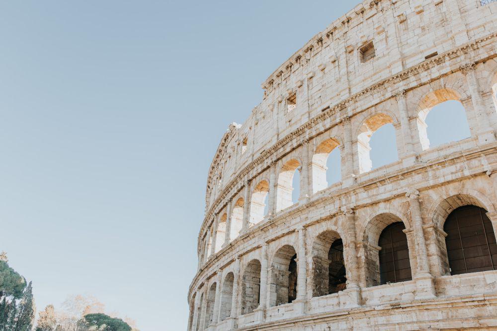 ilustrasi Italia (unsplash.com/Braden Collum)