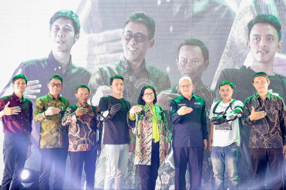PT Pegadaian menggelar Pegadaian Impact Festival pada 19 Desember 2023 di Women Community Center Cimahi. Festival ini merupakan salah satu rangkaian kegiatan Pegadaian dalam rangka mewujudkan komitmen untuk berkontribusi terhadap kesejahteraan masyarakat. (Dok. Pegadaian)