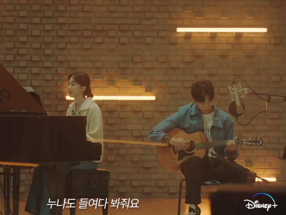 cuplikan drama Soundtrack #2 (youtube.com/Disney Plus Korea))