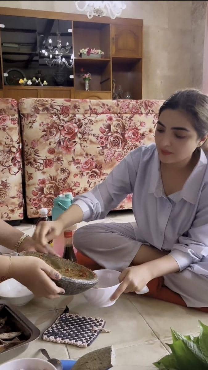 potret Ashanty memasak makanan Thailand (instagram.com/ashanty_ash)