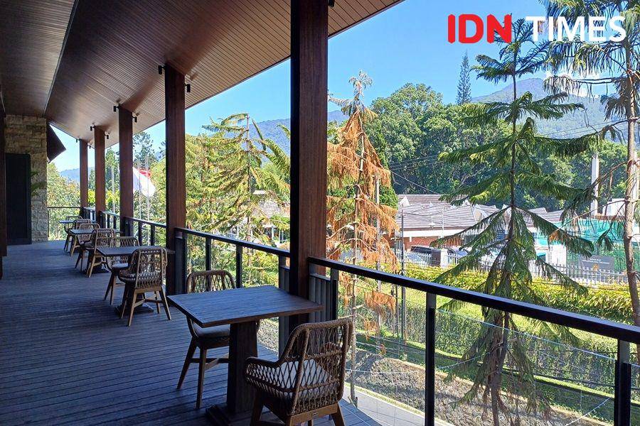 Area lantai 2 di Plataran Puncak (IDN Times/Dhiya Awlia Azzahra)