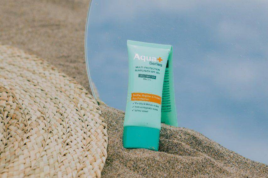 Aqua+ series  Multi-Protection Sunscreen SPF 50+ (dok. Aqua+