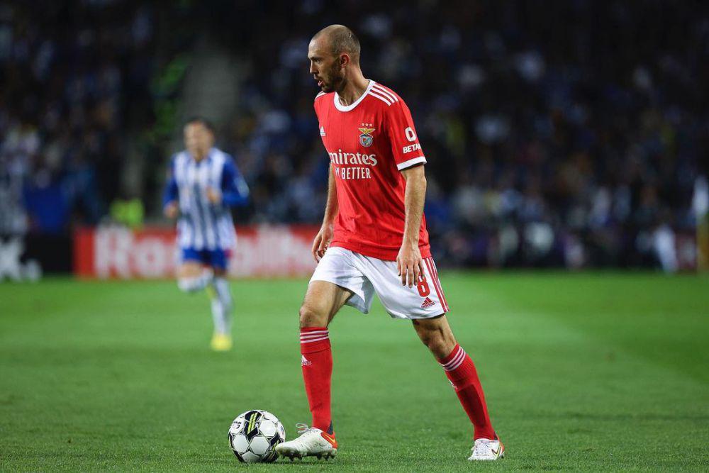 Fredrik Aursnes saat membela Benfica di Liga Portugal. (instagram.com/fredrikaurs18)