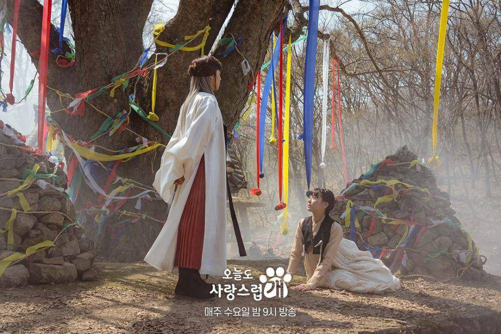 Han Hae Na (Park Gyu Young) dan Lee Bo Gyeom (Lee Hyun Woo) di drama A Good Day to Be A Dog (instagram.com/agoodday.tobeadog)