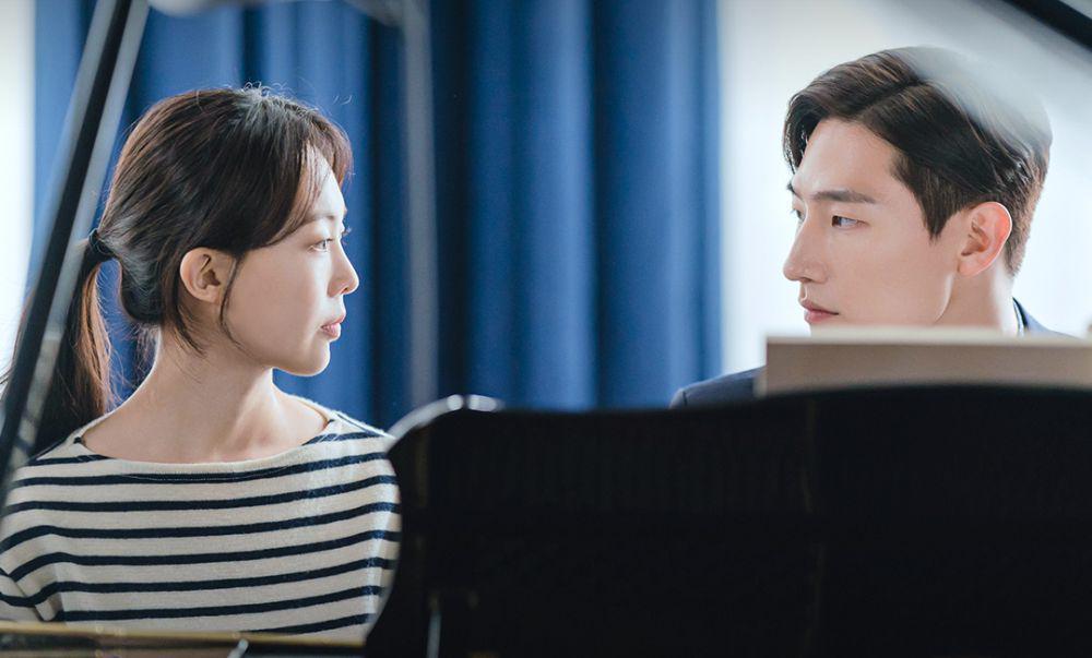 Kesulitan Kerja Bareng Mantan seperti Hyeon Seo-Su Ho di Soundtrack #2