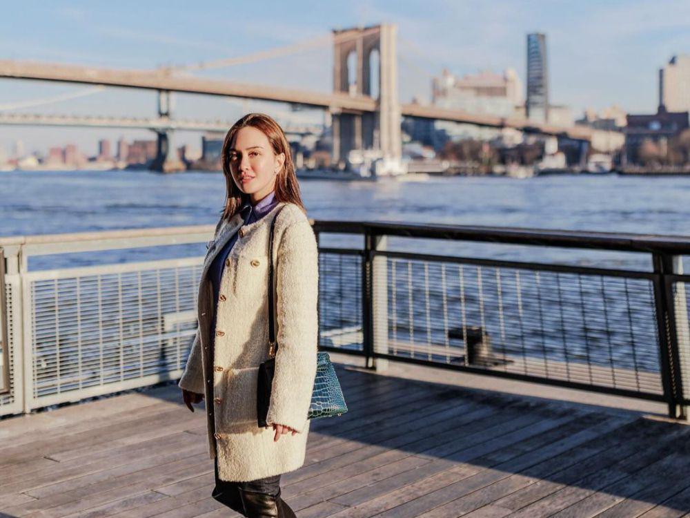 10 Potret Liburan Shandy Aulia di Amerika, Datangi Event Chanel
